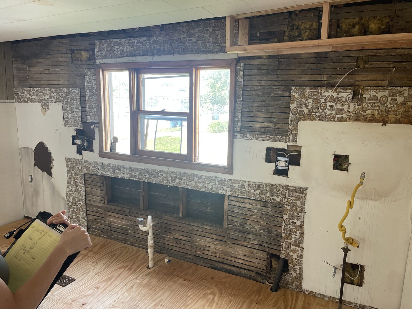 Rental kitchen before rehab